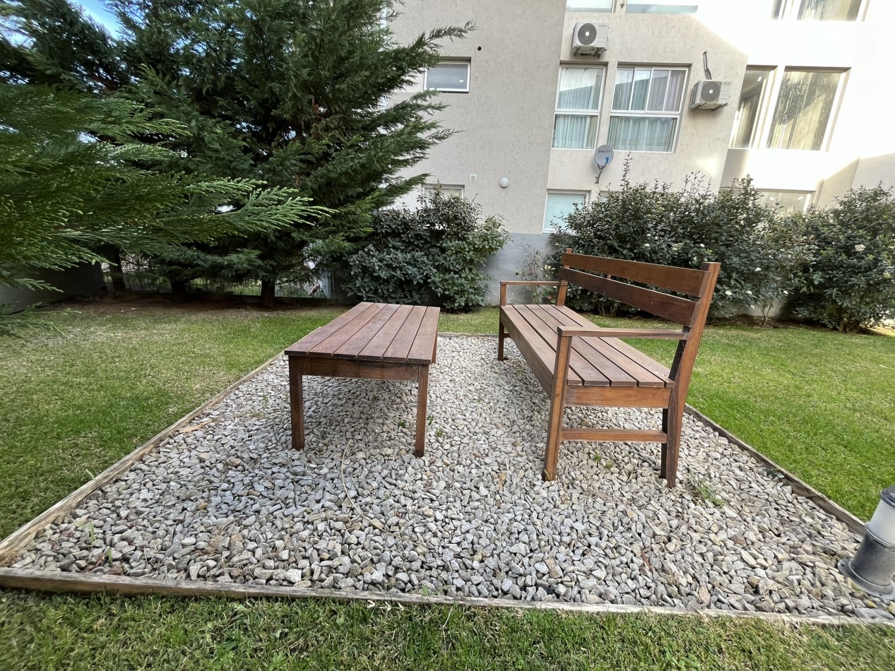 2027 - VALERIA DEL MAR - EN ALQUILER - DEPARTAMENTO PARA 6 CON PILETA