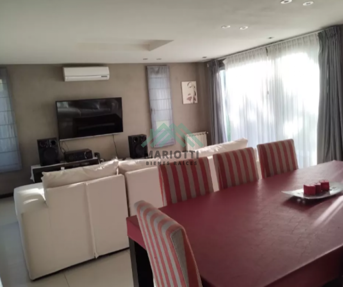 2027 - EN ALQUILER - PINAMAR ZONA NORTE - CASA 4 DORMITORIOS - PILETA
