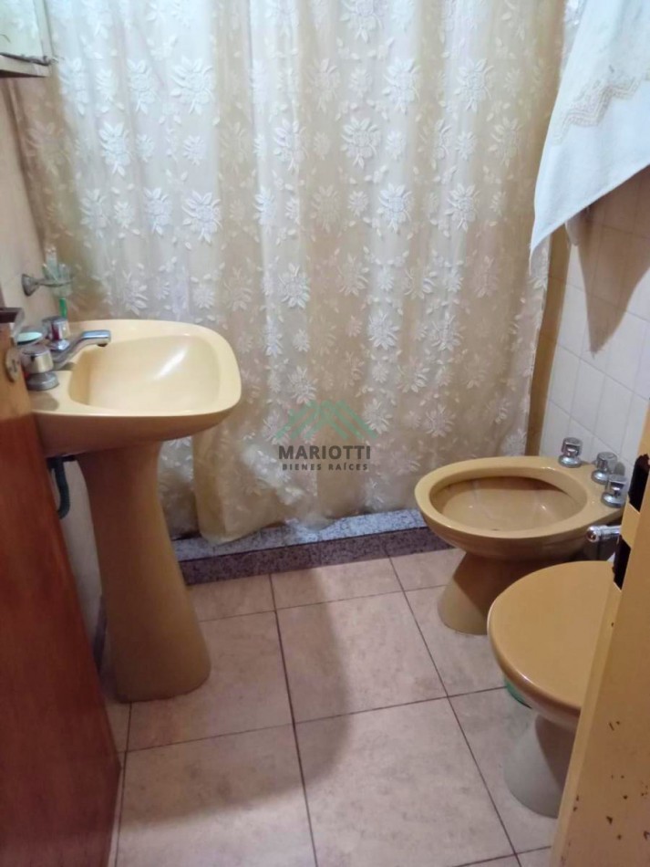 EN VENTA - SAN BERNARDO - CENTRO- DUPLEX 2  Dorm. + PLAYROOM + PATIO CON PARRILLA