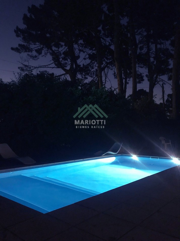 2026 - Pinamar - En Alquiler - Casa Zona Norte Para 6 Personas Con Pileta