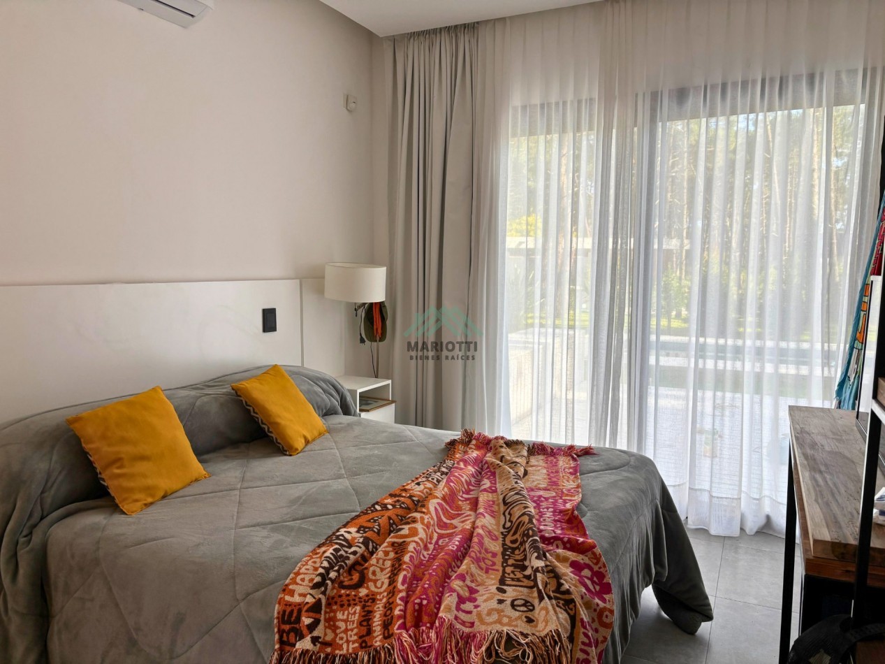 ​2027 EN ALQUILER PINAMAR - CASA ALAMOS PARA 2 PERSONAS CON PILETA