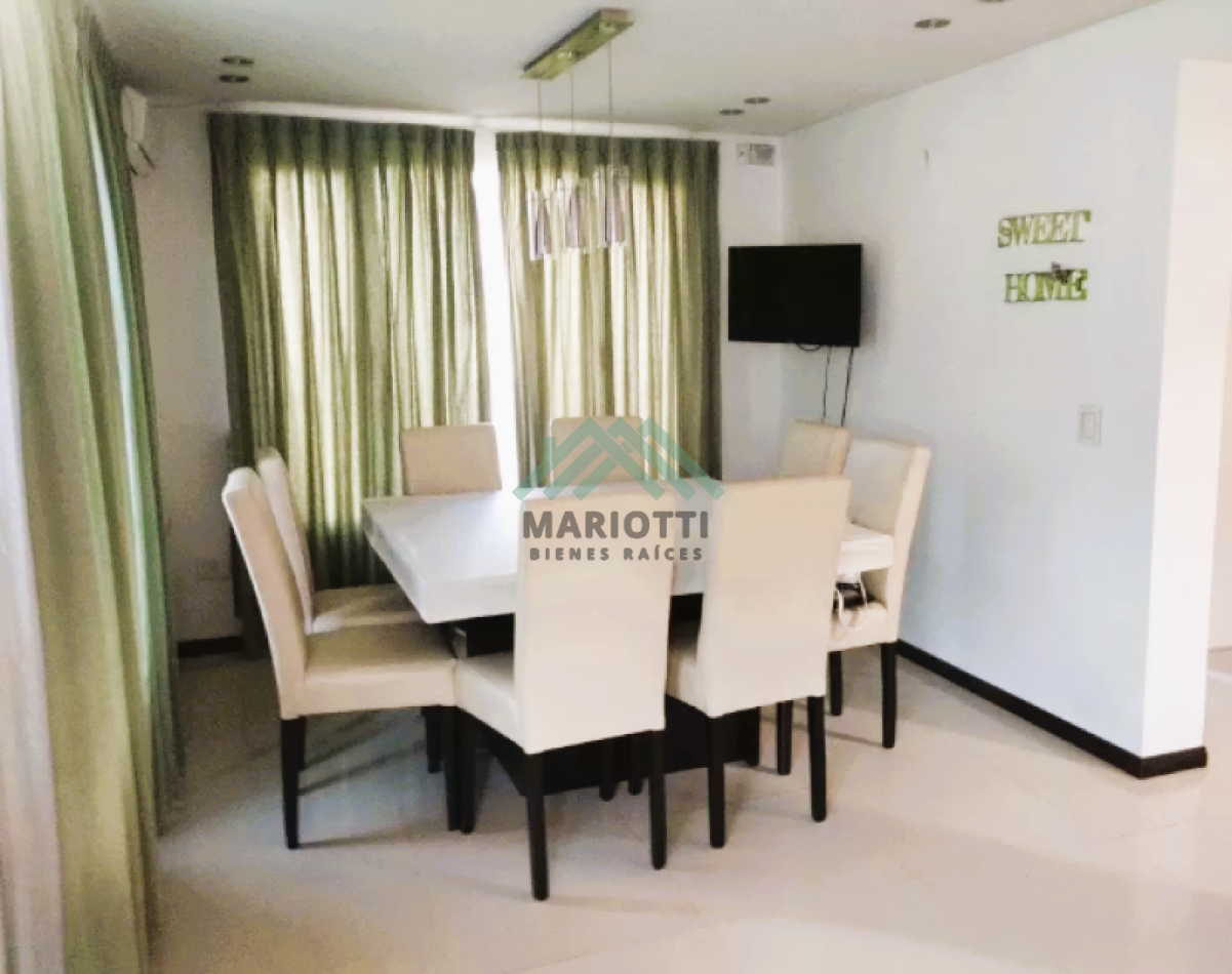 2027 - EN ALQUILER - PINAMAR ZONA NORTE - CASA 4 DORMITORIOS - PILETA