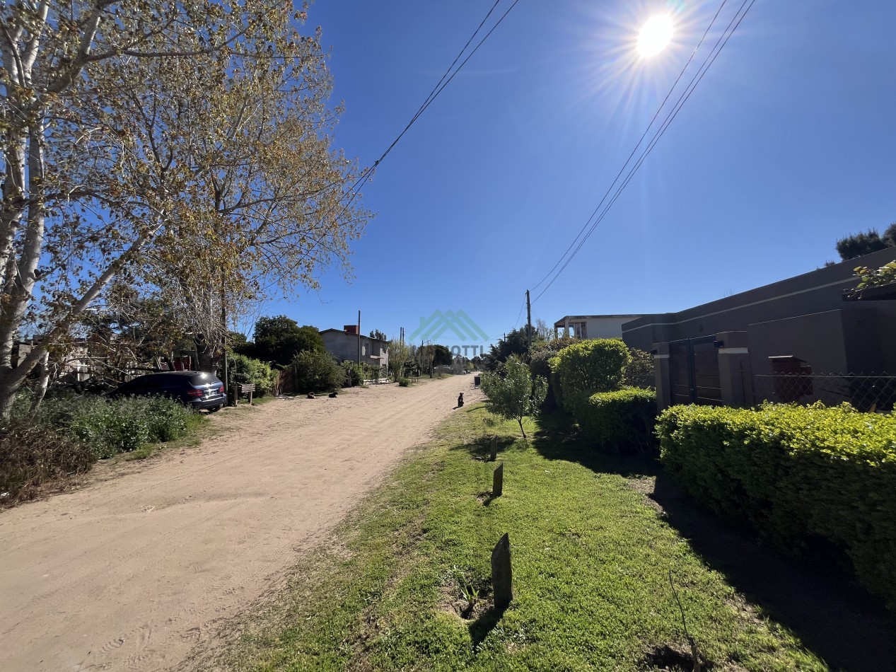 2026 - EN ALQUILER - PINAMAR - OSTENDE - MODERNA CASA 3 DORM 3 BAÑOS Y QUINCHO