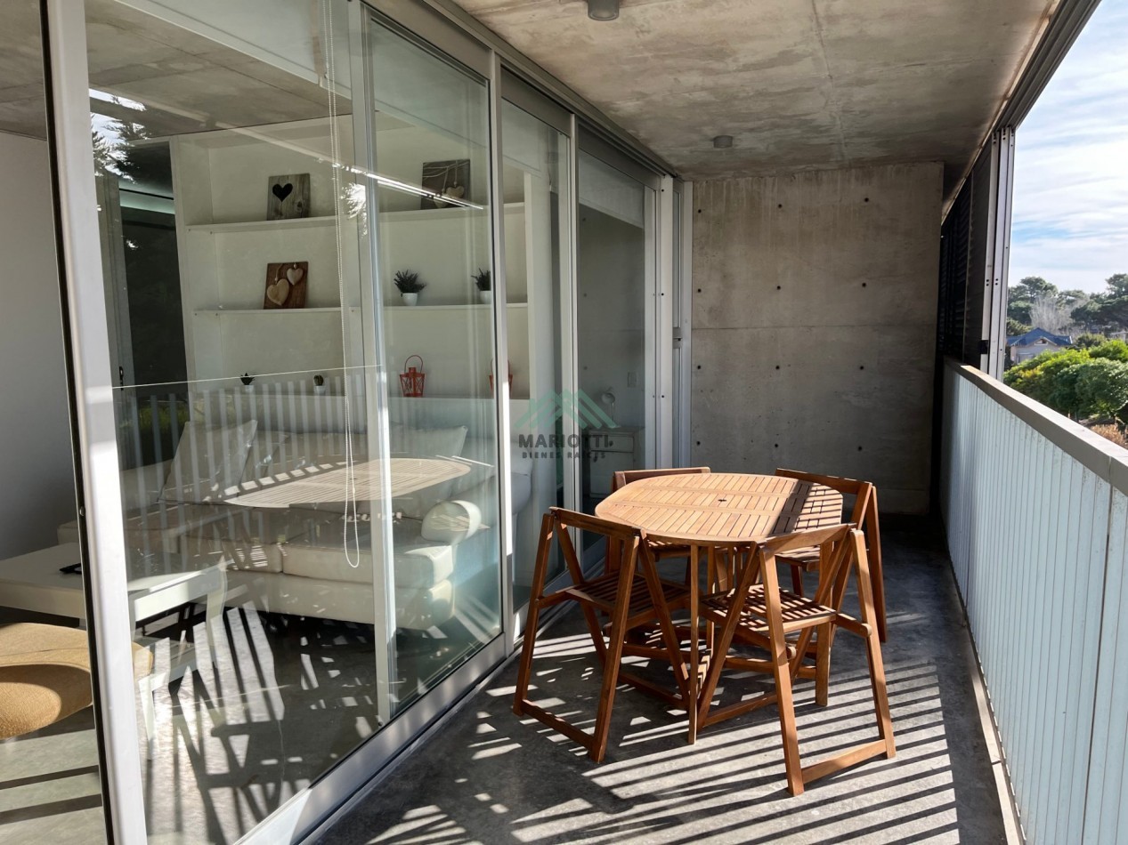 EN VENTA - VALERIA DEL MAR - MODERNO DEPARTAMENTO 2 DORM 2 BAÑOS