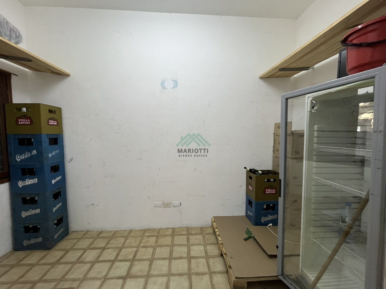 EN VENTA - PINAMAR - MAR DE OSTENDE - LOCAL COMERCIAL A METROS DE LA PLAYA