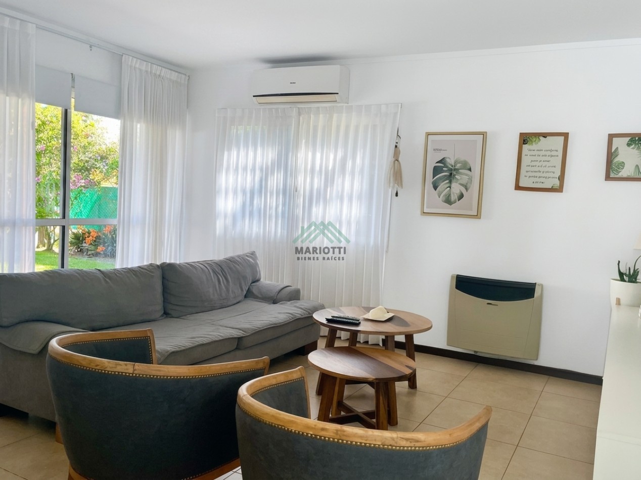 2027 - EN ALQUILER - PINAMAR - OSTENDE - MODERNA CASA EN PH 3 DORM BAÑOS 2 