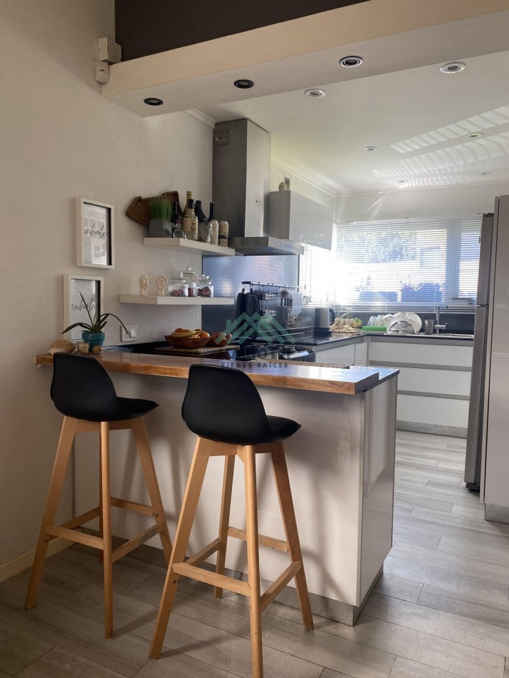 2026 - EN ALQUILER - MAR DE OSTENDE - CASA PARA 5 PERSONAS CON PILETA A 400M DEL MAR
