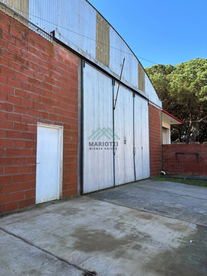 EN ALQUILER - VALERIA DEL MAR - PINAMAR - GALPON - 250M2