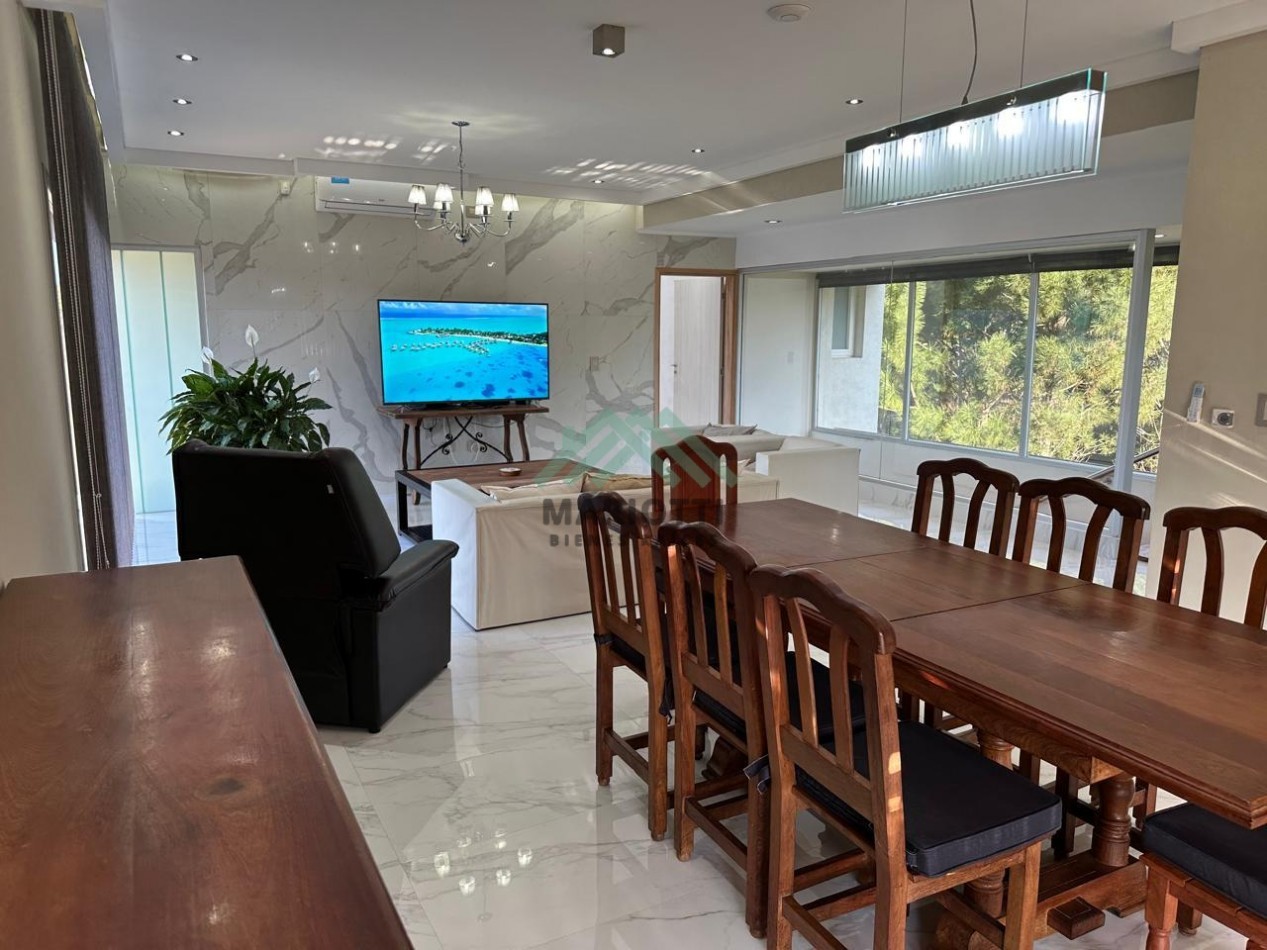 2026 - COSTA ESMERALDA - OPORTUNIDAD - EN VENTA - MODERNA CASA DE HORMIGON 