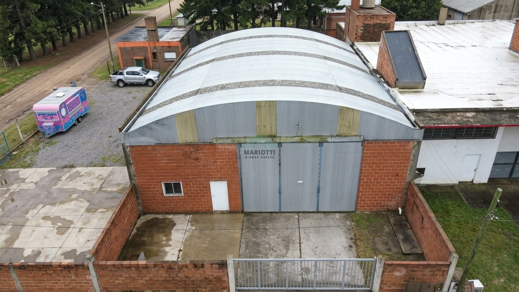 EN ALQUILER - VALERIA DEL MAR - PINAMAR - GALPON - 250M2