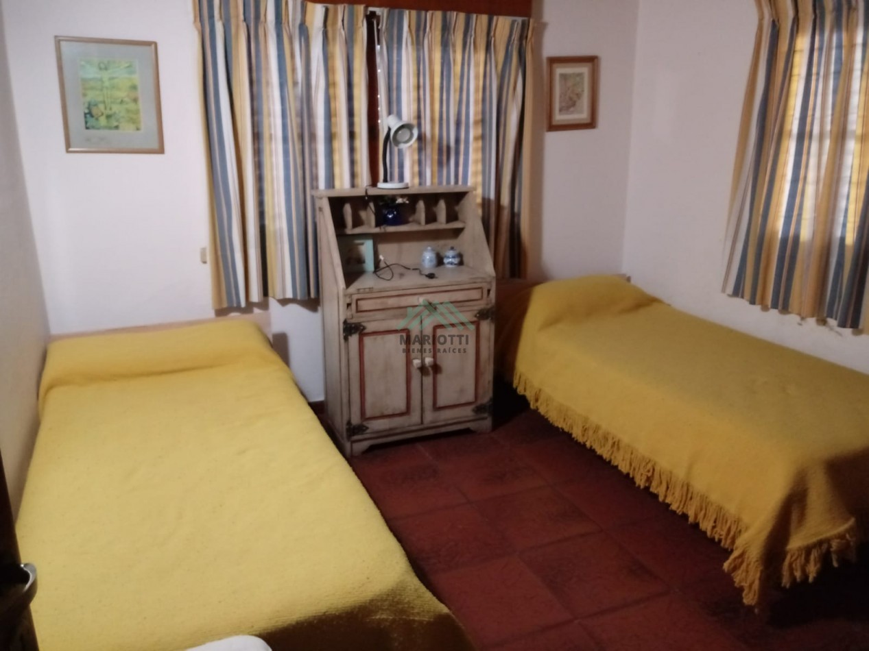 EN VENTA - MAR DE OSTENDE - CASA EN DOS LOTES MULTIFAMILIARES 