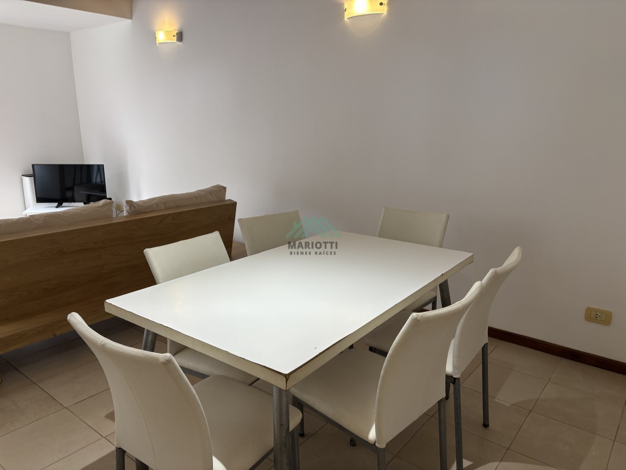 EN ALQUILER ANUAL - OSTENDE - PINAMAR - DUPLEX 3 AMBIENTES EN COMPLEJO CERRADO CON PILETA 