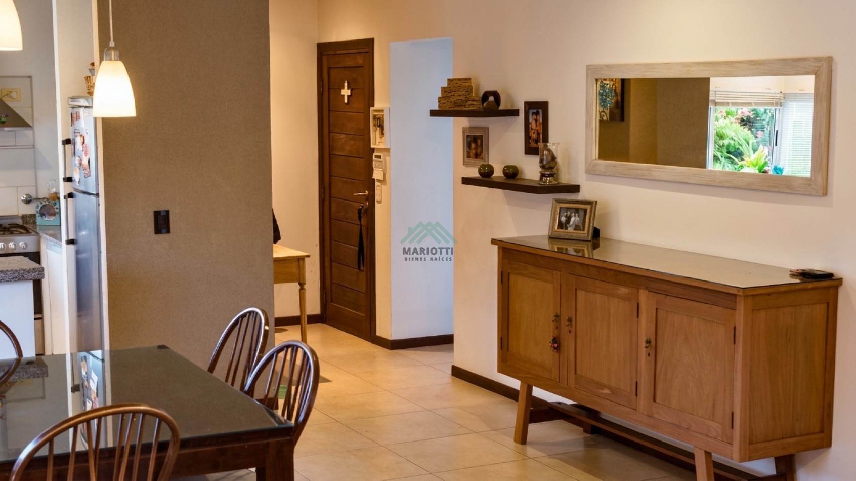 2027 - EN ALQUILER - PINAMAR - OSTENDE - MODERNA CASA EN PH 3 DORM BAÑOS 2 