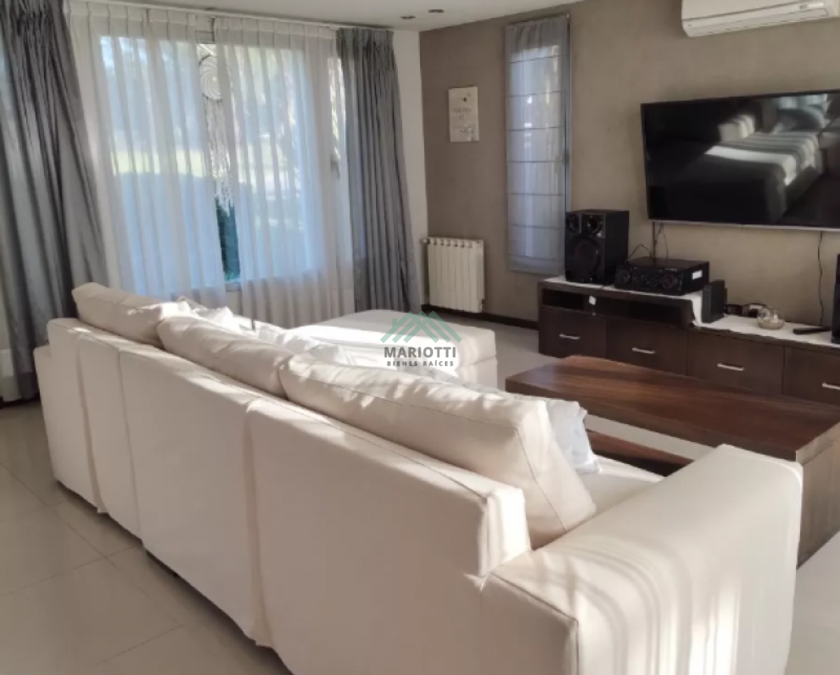 2026 - EN ALQUILER - PINAMAR ZONA NORTE - CASA 4 DORMITORIOS - PILETA