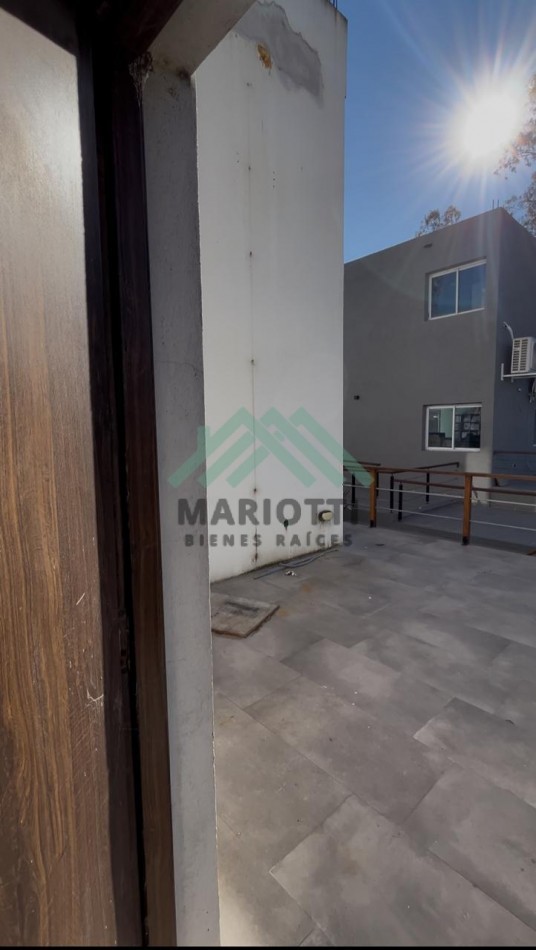 EN ALQUILER - ESPECTACULAR LOCAL DE 465M2 OSTENDE - PINAMAR
