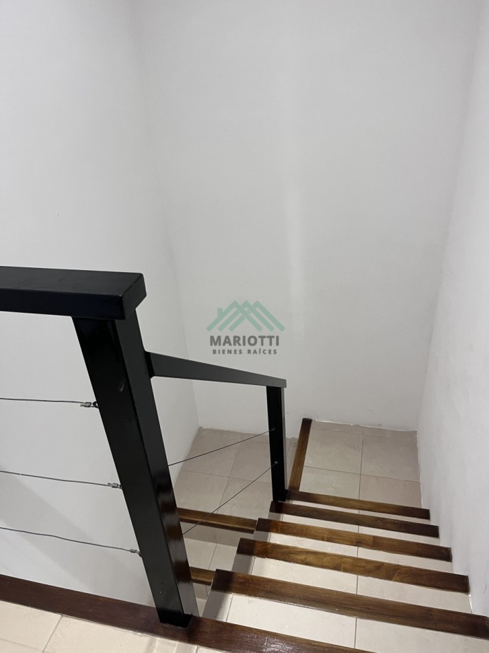 EN ALQUILER ANUAL - OSTENDE - PINAMAR - DUPLEX 3 AMBIENTES EN COMPLEJO CERRADO CON PILETA 