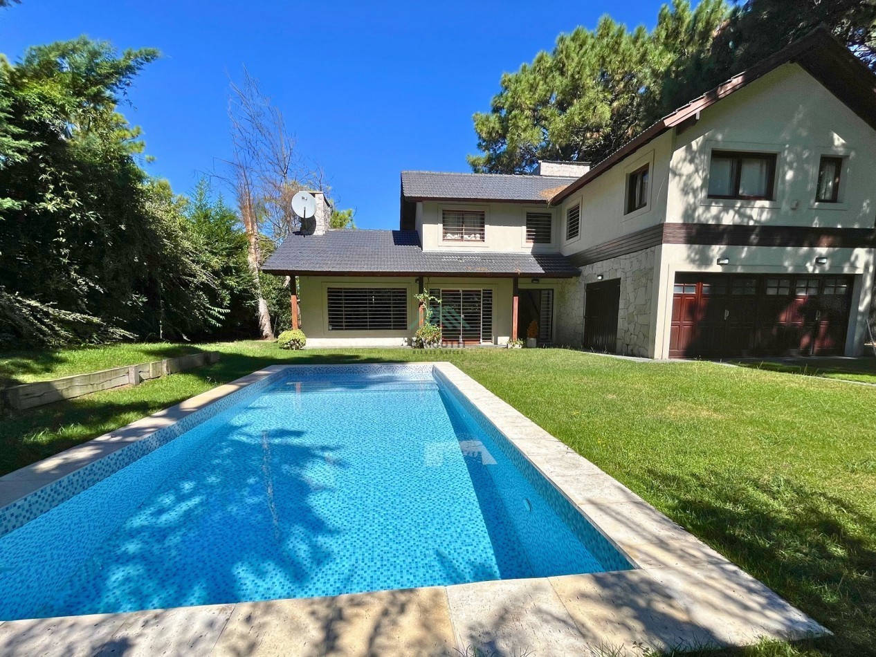 EN VENTA - PINAMAR TRIDENTE III - CASA 3 DORMITORIOS 3 BAÑOS CON PILETA