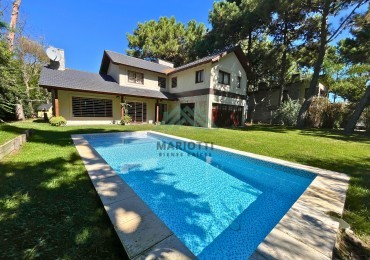 EN ALQUILER - PINAMAR TRIDENTE III - CASA 3 DORMITORIOS 3 BAÑOS CON PILETA