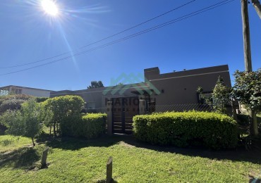 2026 - EN ALQUILER - PINAMAR - OSTENDE - MODERNA CASA 3 DORM 3 BAÑOS Y QUINCHO 